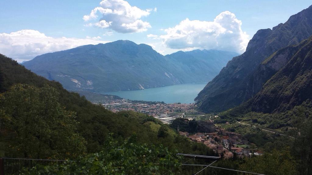 Appartamento San Faustino Torri Del Benaco Bilik gambar